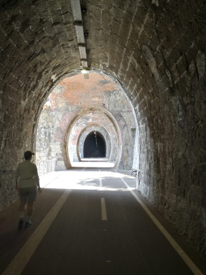 Bild Tunnel